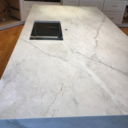 Quartzite kitchen countertop